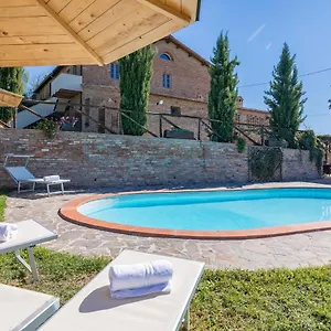  Vakantiehuis Podere Albereto