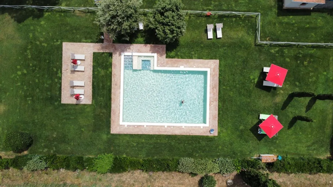 Agriturismo Poderedodici 奥尔贝泰洛 0*,