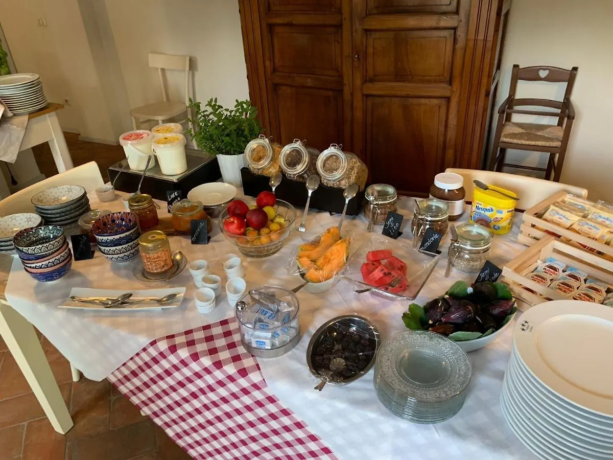 Agriturismo Poderedodici 奥尔贝泰洛
